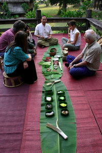 Cooking with natural materials